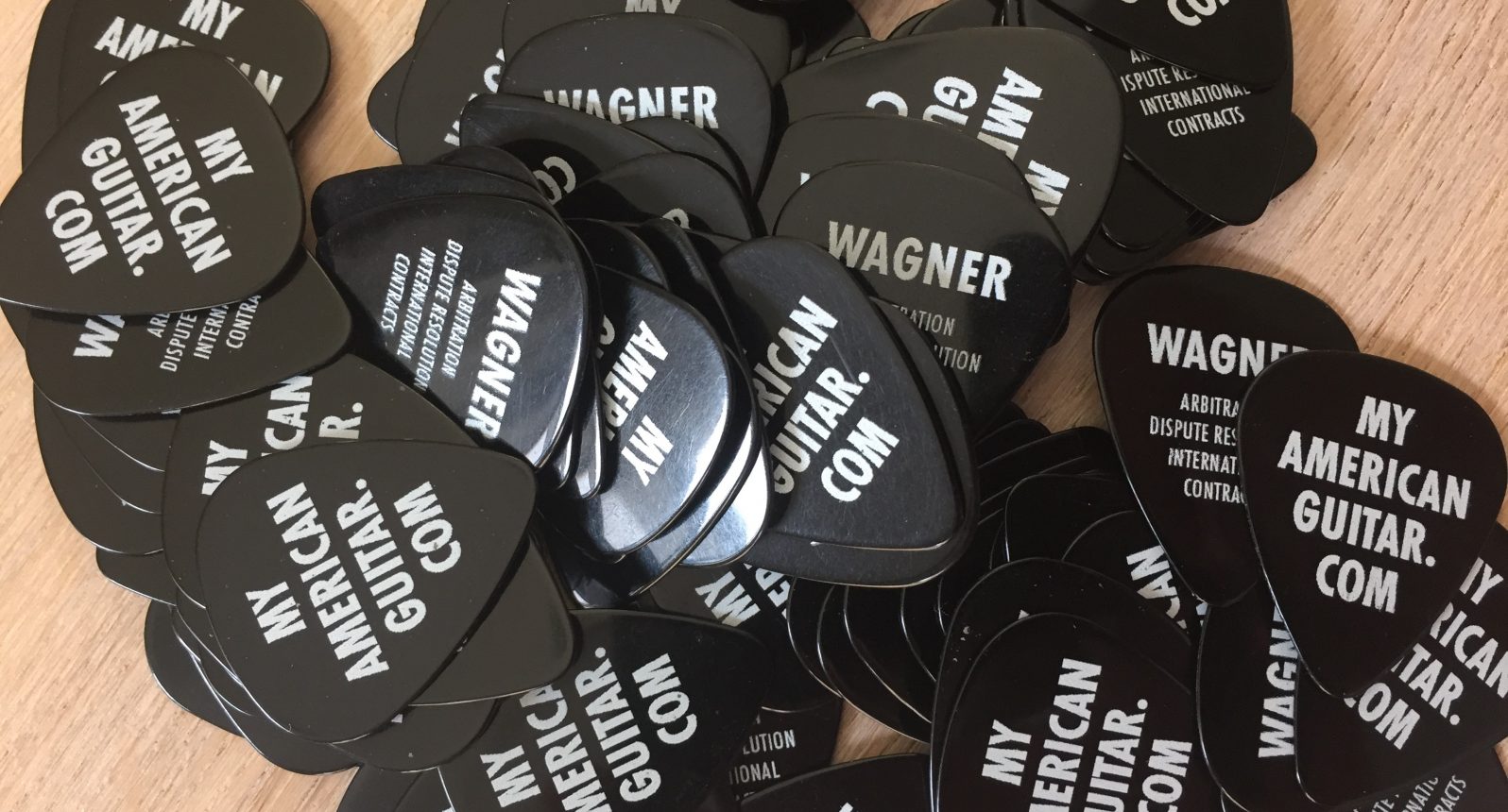 Variante B Case My American Guitar – Travel Blog